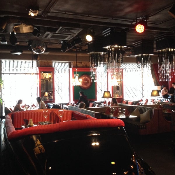 9/13/2014 tarihinde Elena Z.ziyaretçi tarafından Ресторан &quot;Мафиози&quot;'de çekilen fotoğraf