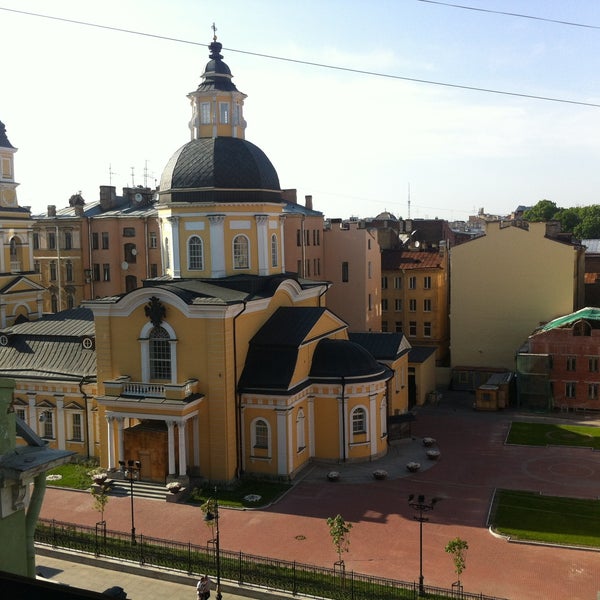 Das Foto wurde bei Lemonade Roof von pozdniaia am 6/2/2013 aufgenommen