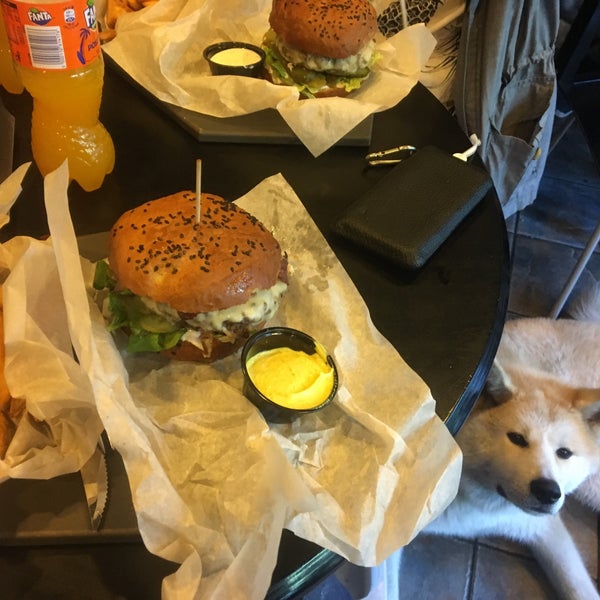 6/20/2017에 Raivis D.님이 Ghetto Burger에서 찍은 사진