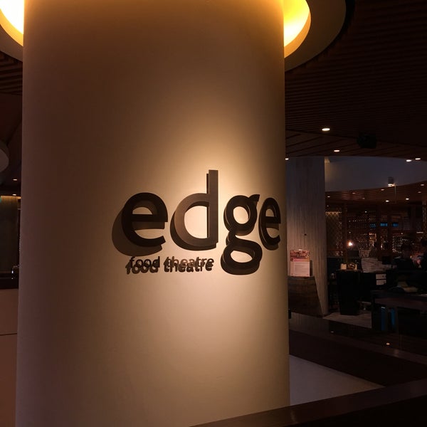 Photo taken at edge | food theatre by Dc L. on 4/29/2018