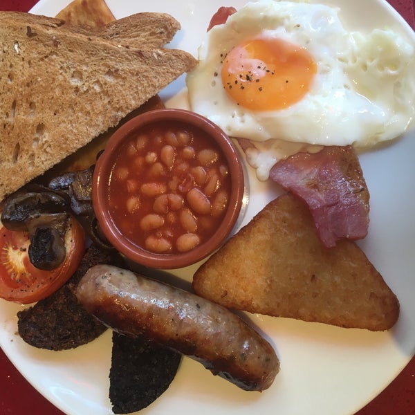 Great Scottish breakfast, great atmosphere and friendly staff!
