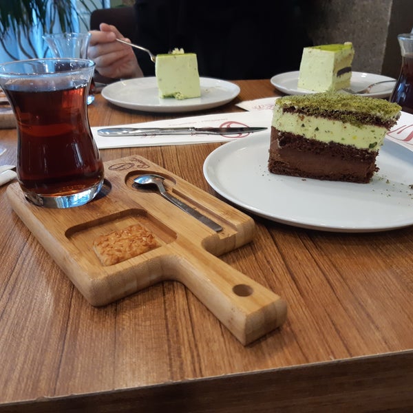 11/20/2019 tarihinde Busraziyaretçi tarafından Shatilli Cafe Xtra'de çekilen fotoğraf