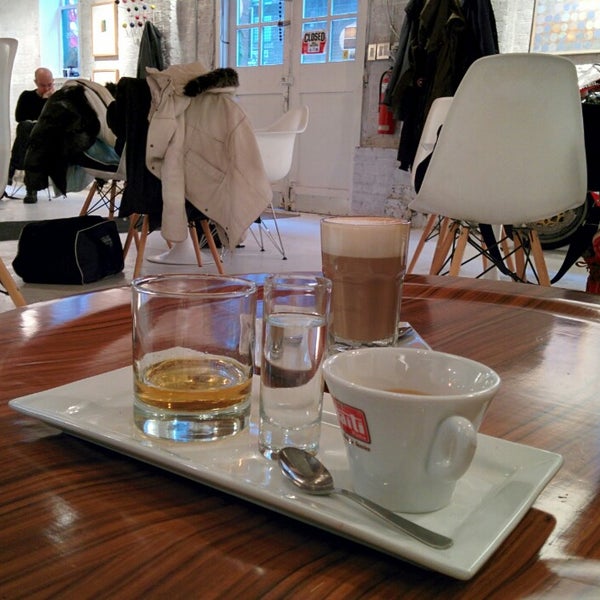 Photo prise au Caffe Furbo par Charles-Antoine M. le2/1/2014