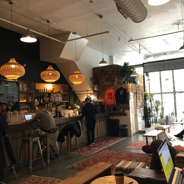 4/20/2018 tarihinde Ola D.ziyaretçi tarafından Spreadhouse Coffee'de çekilen fotoğraf