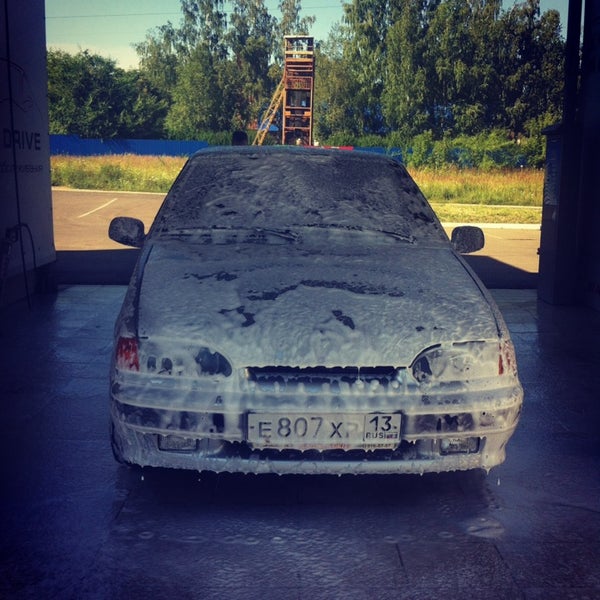 Photo taken at Автомойка самообслуживания Wash&amp;Drive by Регина on 7/17/2014