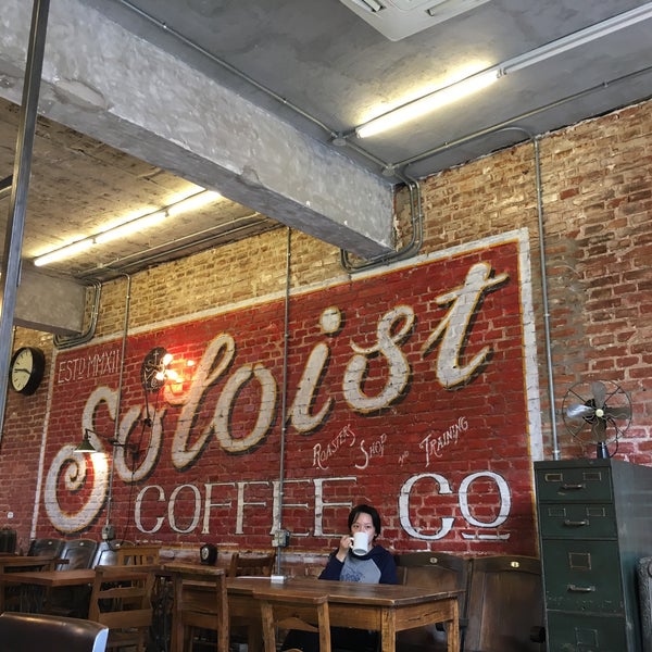 Foto diambil di Soloist Coffee Co. oleh anomalily pada 9/21/2017