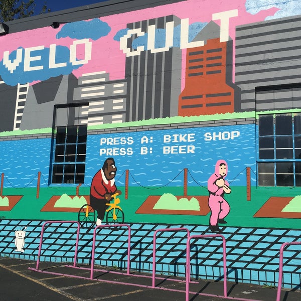 7/6/2017에 anomalily님이 Velo Cult Bicycle Shop &amp; Bar에서 찍은 사진