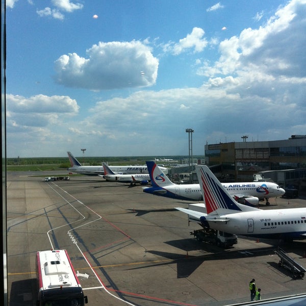 Photo taken at Domodedovo International Airport (DME) by Женечка А. on 5/11/2015