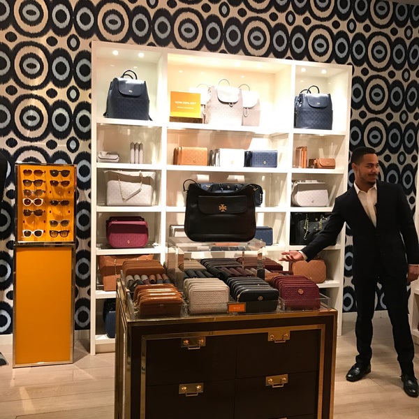 Photos at Tory Burch - Outlet - Women's Store