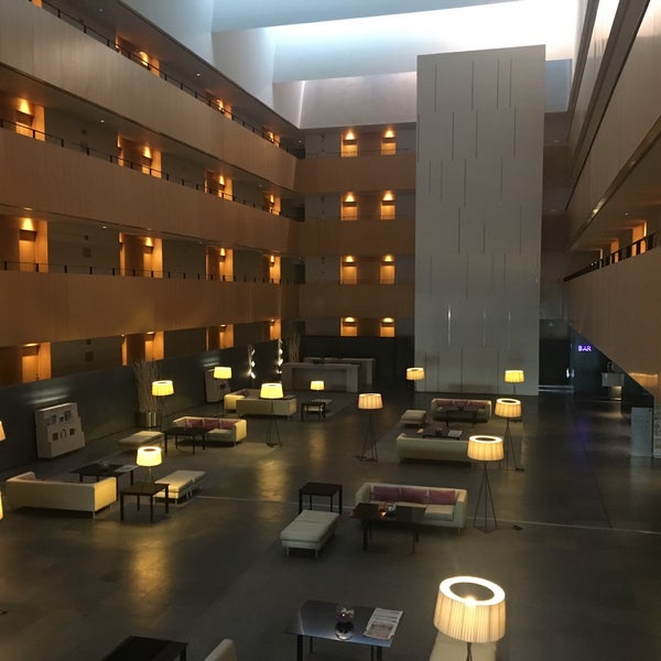 5/12/2016 tarihinde Valerii L.ziyaretçi tarafından Hotel Tryp Barcelona Aeropuerto'de çekilen fotoğraf