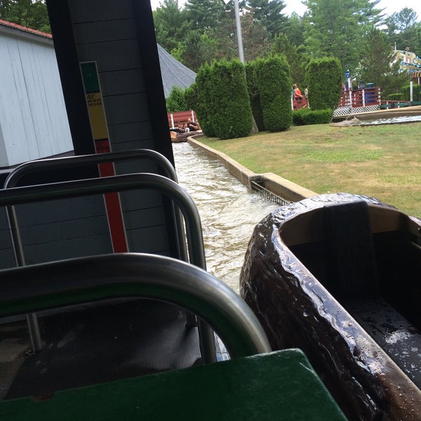 Das Foto wurde bei Funtown Splashtown USA von Seyma F. am 7/11/2016 aufgenommen