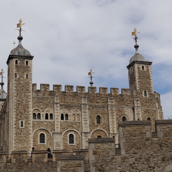 Photo taken at Tower of London by Ebru 🦀 K. on 4/9/2024