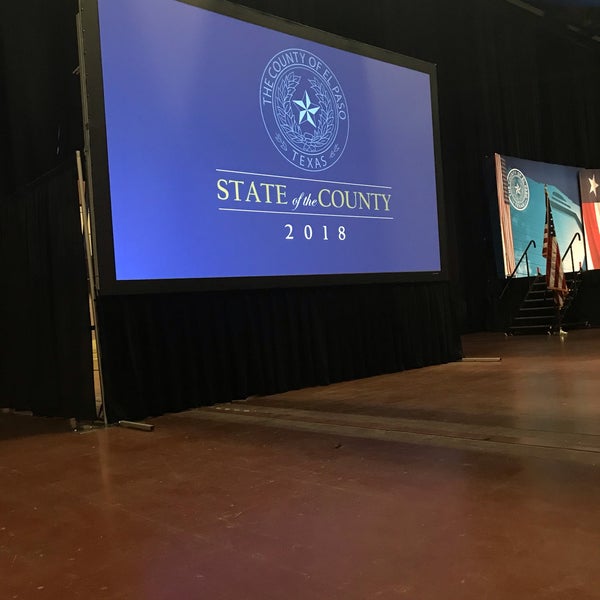 รูปภาพถ่ายที่ El Paso Convention Center โดย Marty B. เมื่อ 10/17/2018