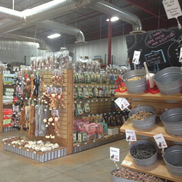 Photos At Pet S Barn Pet Store