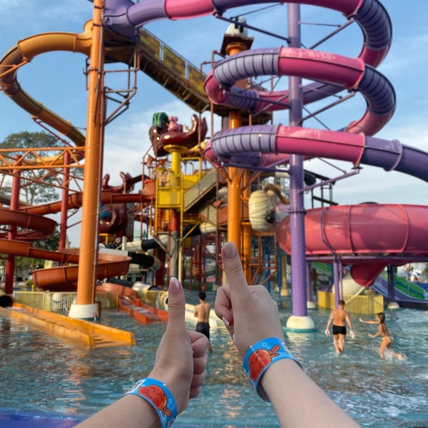 Photo taken at Cartoon Network Amazone Water Park by Lilly K. on 1/3/2020