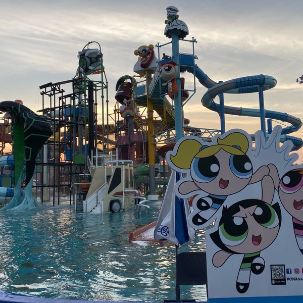 Photo taken at Cartoon Network Amazone Water Park by Lilly K. on 1/3/2020