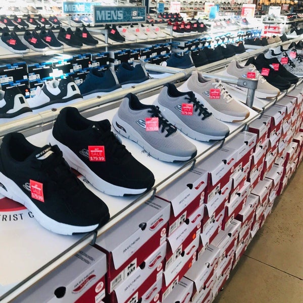 SKECHERS Outlet - McAllen, TX