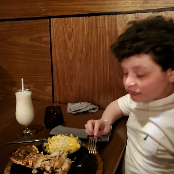 Mina Meat Haus 33 visitors