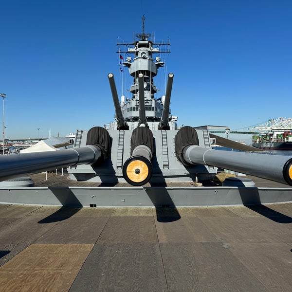 Foto scattata a USS Iowa (BB-61) da HIS il 11/1/2023