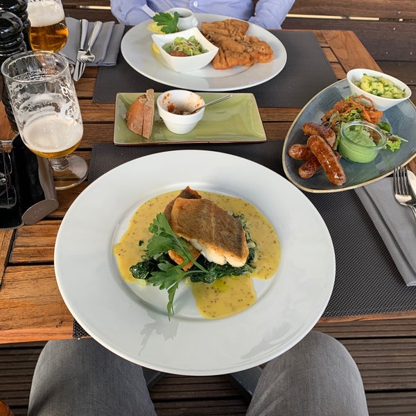 Henny S Restaurant Events Restaurant In Hamburg