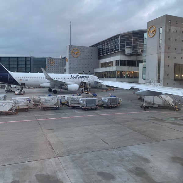 Gate A18 Flughafen 1 tip