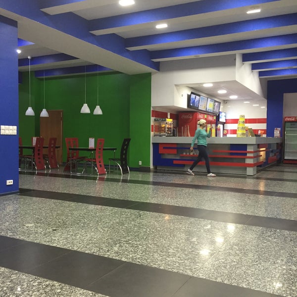 павлодар ул айманова. кинотеатр фестиваль.