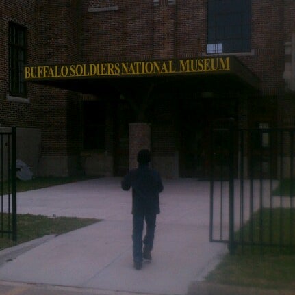 รูปภาพถ่ายที่ Buffalo Soldiers National Museum โดย Dick D. เมื่อ 12/29/2012