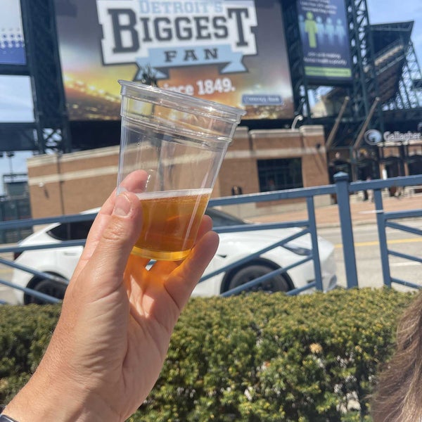 Elwood Bar & Grill Downtown Detroit Detroit, MI