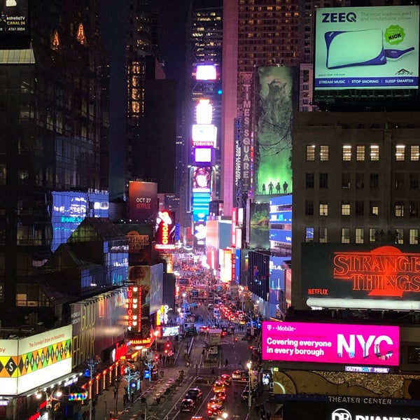 Das Foto wurde bei Novotel New York Times Square von Xavier am 12/8/2017 aufgenommen