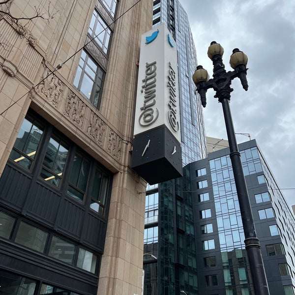 Photo taken at Twitter HQ by Ahmet 🧿 on 4/21/2022