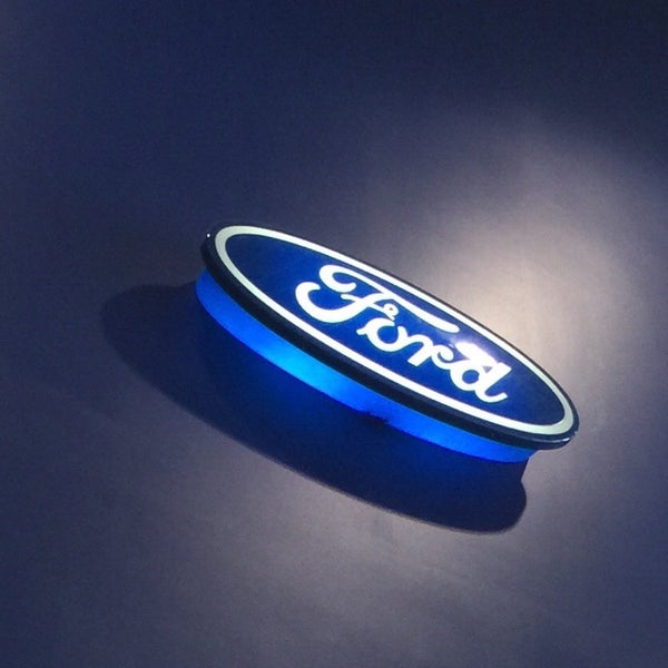 страна девелопмент тюмень. компания имя м. компания имя м. визитка фирмы имя тип программа. логотип имени.