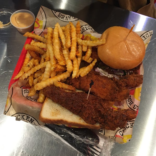 Photo taken at Dave’s Hot Chicken by Alex S. on 12/28/2019