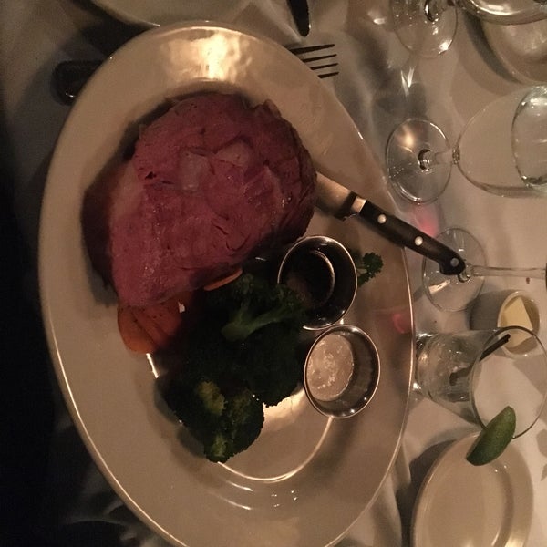 12/4/2017にNick J.がSundance The Steakhouseで撮った写真