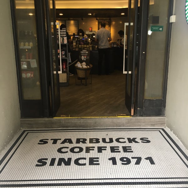 Das Foto wurde bei Starbucks Reserve Store von Nick J. am 2/11/2018 aufgenommen