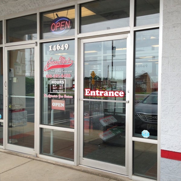 Johnny Mac's Sporting Goods 8 tips from 522 visitors