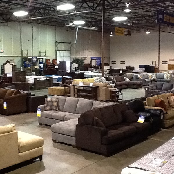 Photos At Cincinnati Overstock Warehouse Erlanger Now Closed