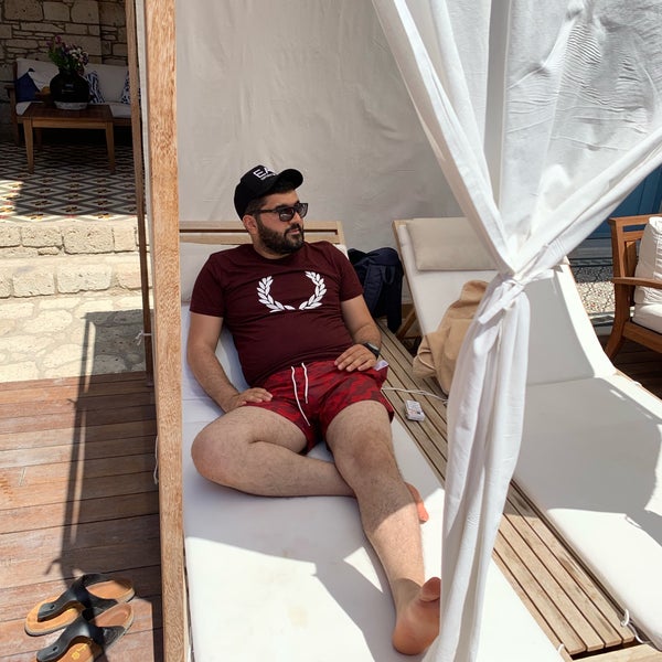 Das Foto wurde bei Viento Hotel Alaçatı von Srvn am 6/23/2019 aufgenommen