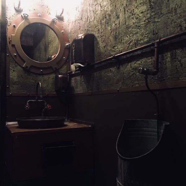 2/13/2018にBalázs L.がKrak&#39;n Town Steampunk Saloonで撮った写真