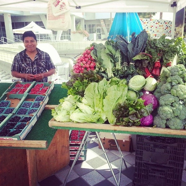 Photo taken at East Hollywood Farmers&#39; Market by East Hollywood Farmers&#39; Market on 7/7/2014