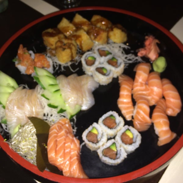 4/8/2015 tarihinde Norma M.ziyaretçi tarafından Irifune Restaurant Japonés'de çekilen fotoğraf