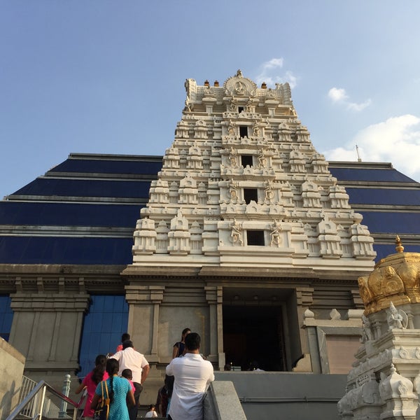 4/29/2016 tarihinde Crystal D.ziyaretçi tarafından ISKCON Bangalore'de çekilen fotoğraf
