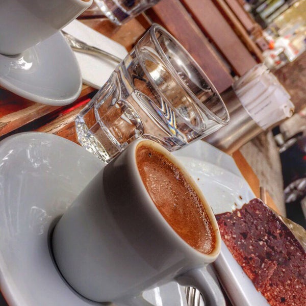 Foto tirada no(a) drip coffee | ist por Nur Ş. em 11/10/2017