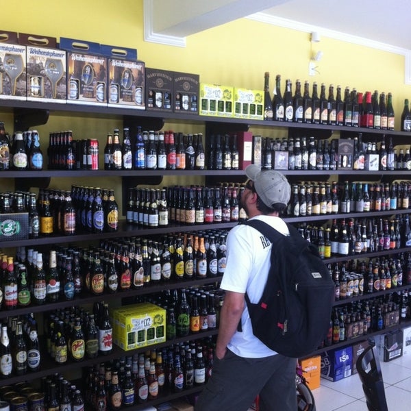 Photo taken at Baderna Cervejas Especiais by Geronimo S. on 8/3/2013