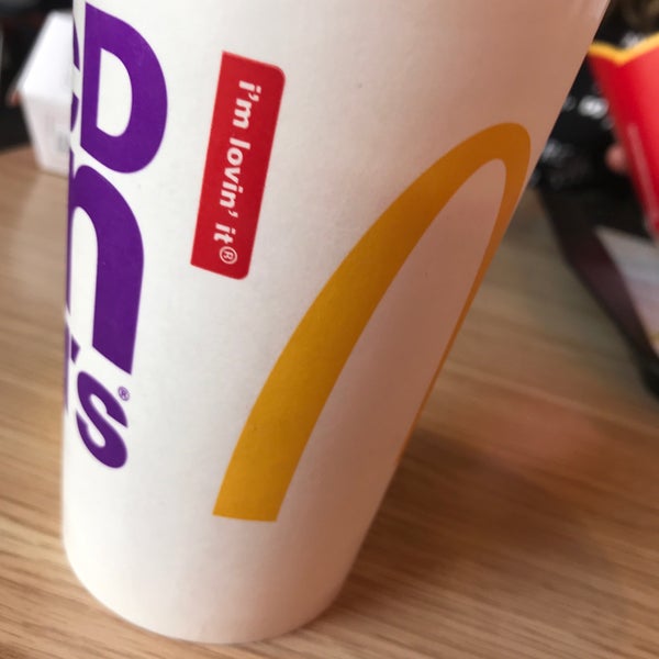 Photo taken at McDonald&#39;s by Flora K. on 4/6/2019
