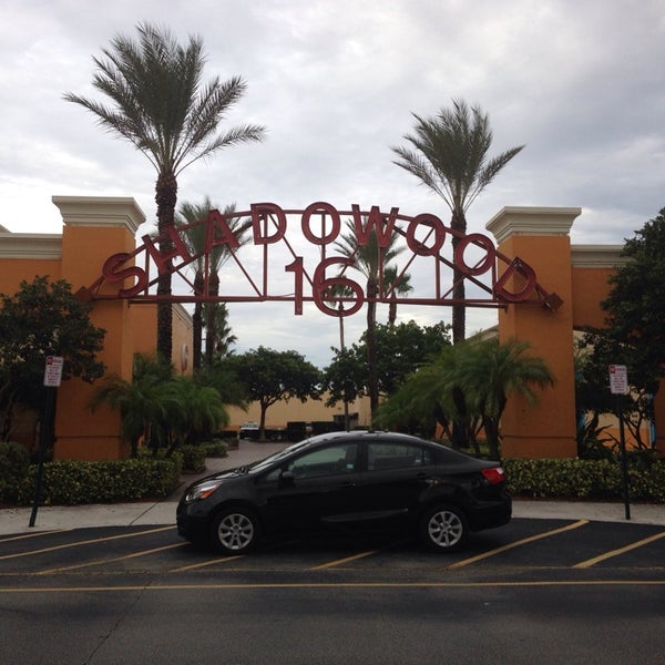 Regal Cinemas Shadowood 16 Movie Theater in Boca Raton