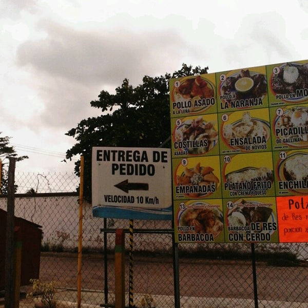 Pollo Gigante Comalcalco, Tabasco