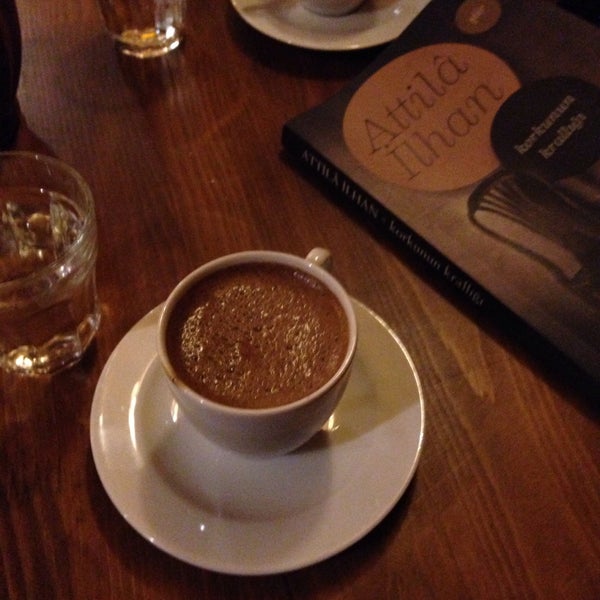 12/12/2014에 Rüveyda P.님이 Don Kişot Kitap &amp; Kahve에서 찍은 사진