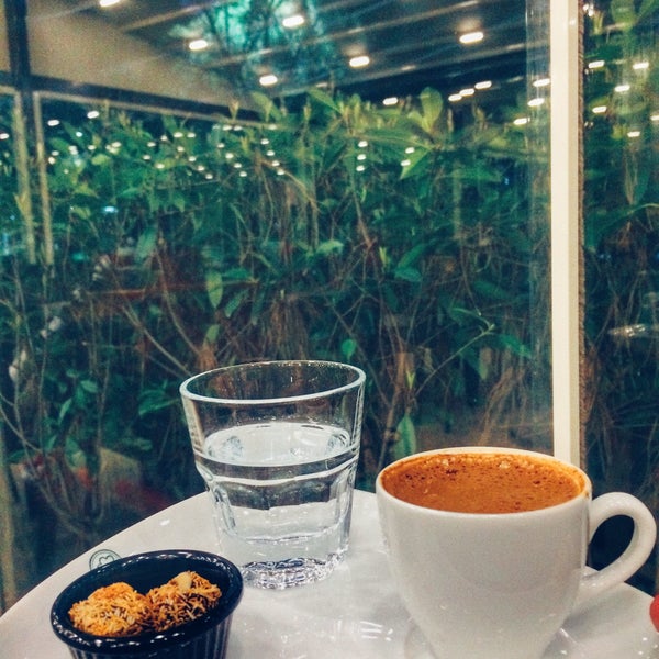 Photo taken at Çamlıca Cafe &amp; Bistro by Leyla Nur K. on 2/29/2020
