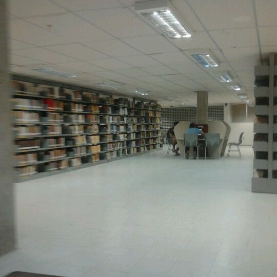 Photo taken at BCZM - Biblioteca Central Zila Mamede by Fellipe J. on 4/3/2012