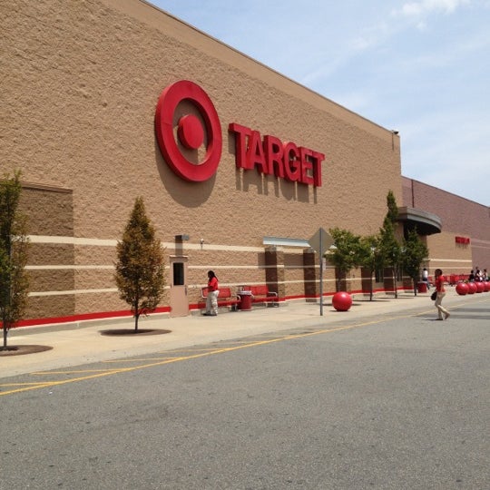 Target - Big Box Store in Jersey City